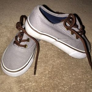 Kids shoes size 8C